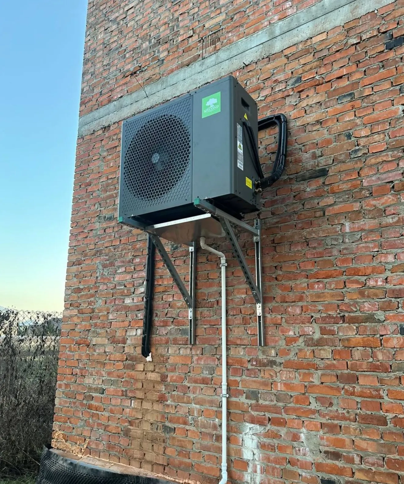 Retrofit zasebne hiše z Mycond BeeHeat
