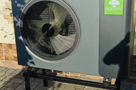 Stanovanjska hiša s toplotno črpalko Mycond MBasic